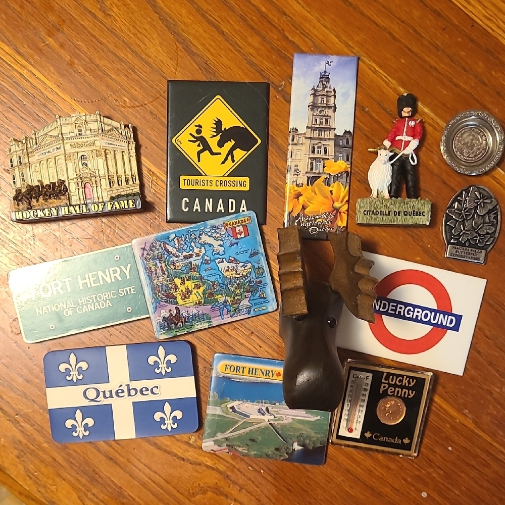 Canadian Souvenir Magnets Set Lucky Penny Hockey Hall Of Fame Moose Québec Assrt